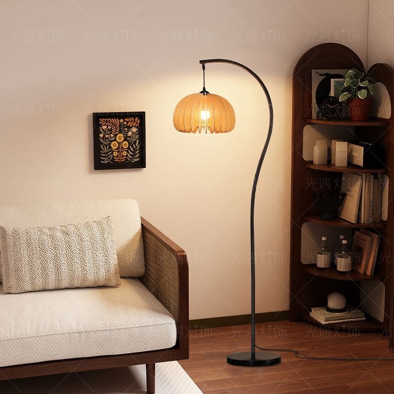 Lampada da Terra Vintage per S - Desk Setup Minimalist recensione e prezzo